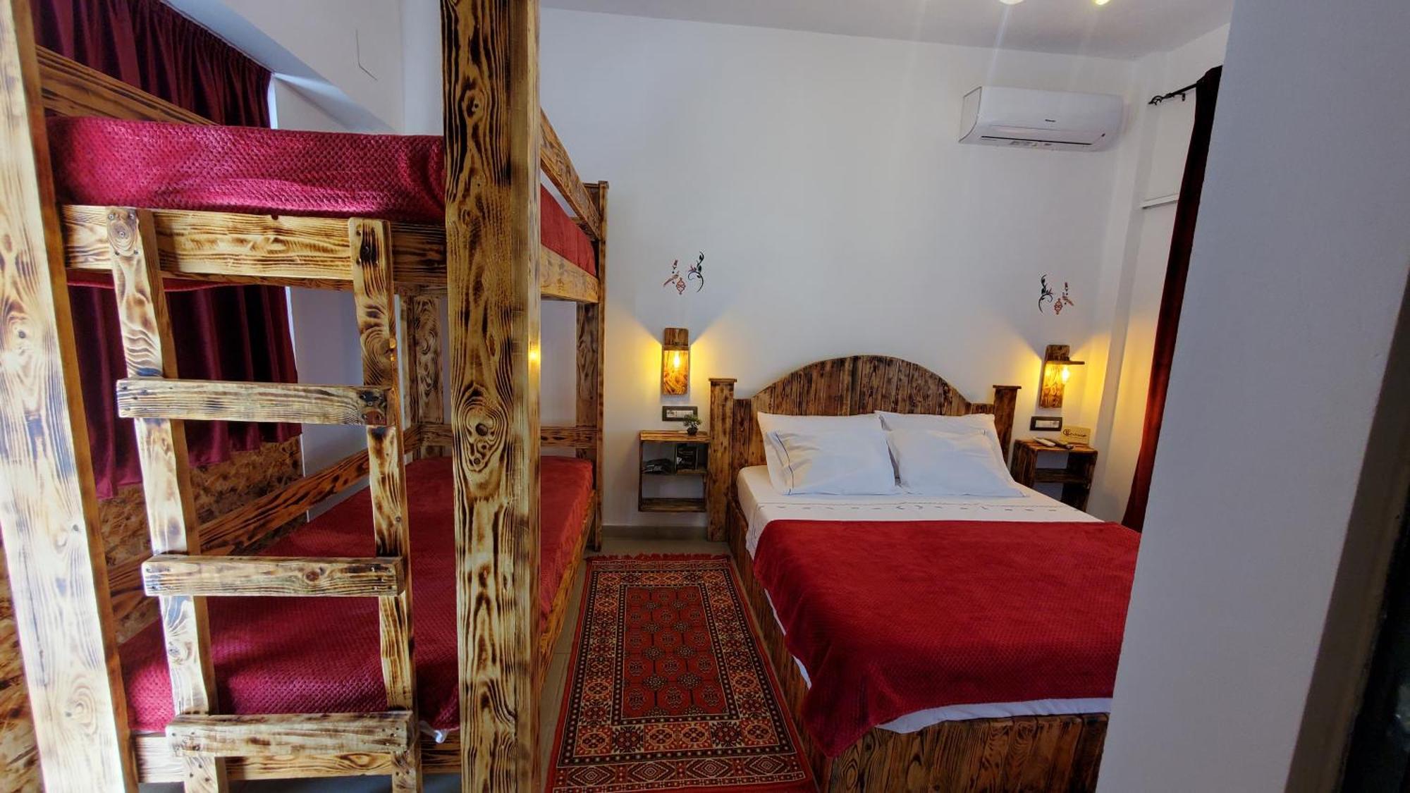 Clockwise Guestrooms Gjirokastër Buitenkant foto