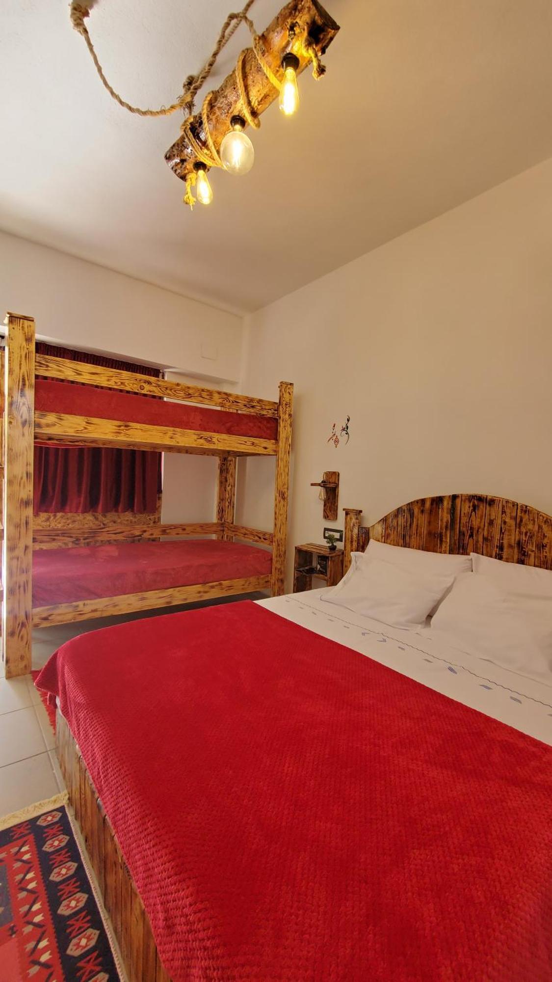 Clockwise Guestrooms Gjirokastër Kamer foto