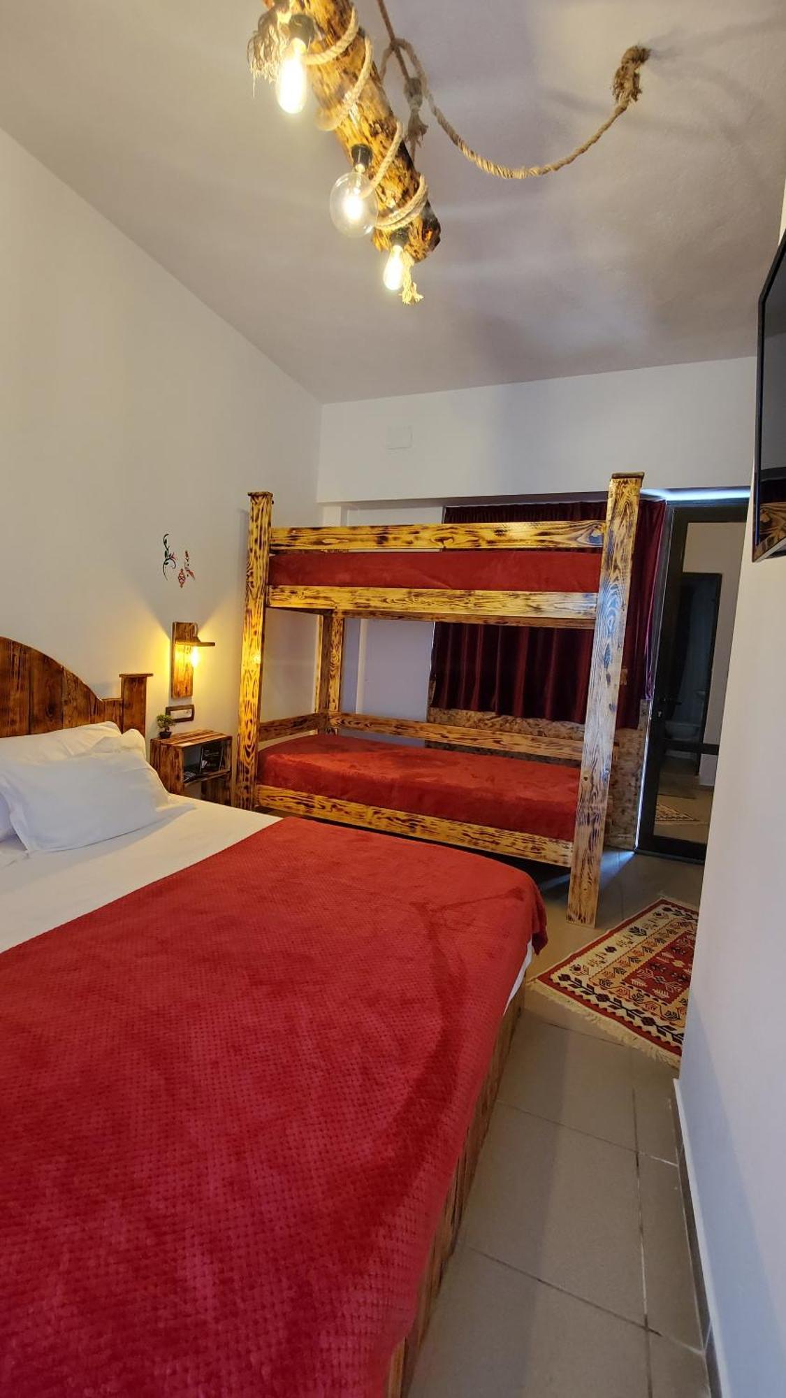 Clockwise Guestrooms Gjirokastër Kamer foto